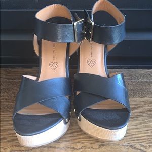 Perfect summer sandal!